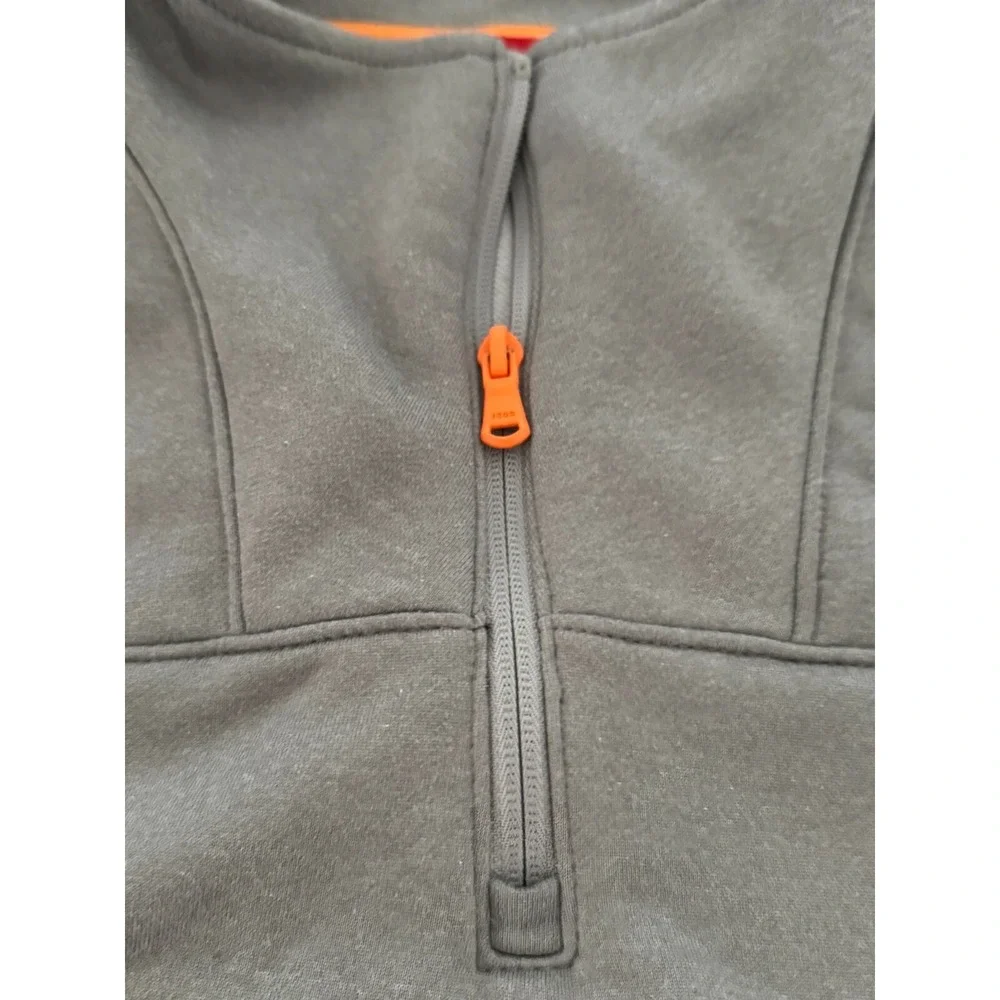 IZOD Gray Long Sleeve 1/4 Zip Pullover Men Size L Orange‎ Accents
